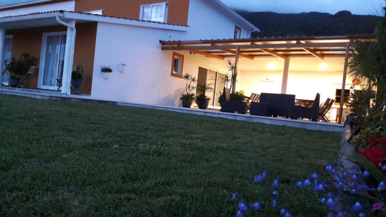 Casa D'Avo Guesthouse And Apartment Urzelina Ngoại thất bức ảnh