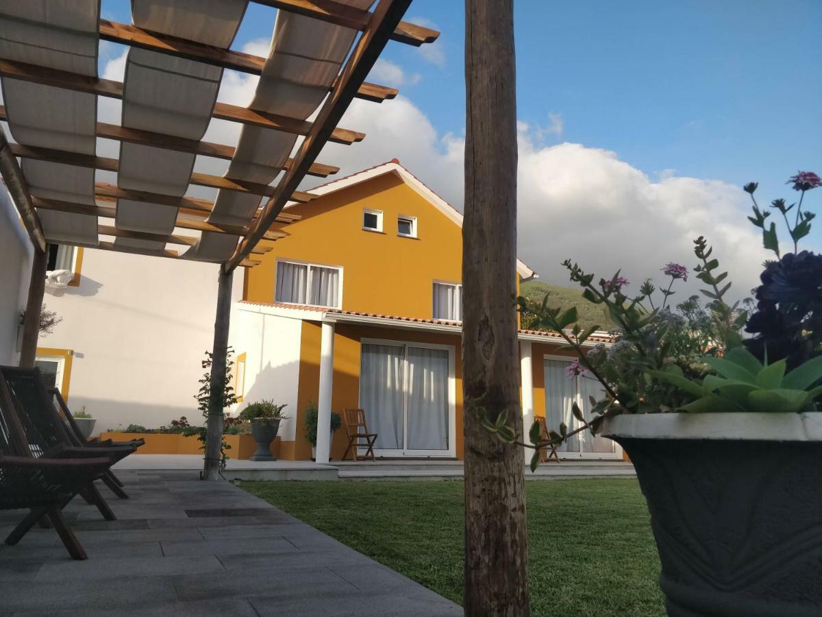 Casa D'Avo Guesthouse And Apartment Urzelina Ngoại thất bức ảnh