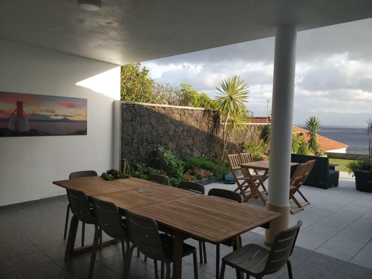 Casa D'Avo Guesthouse And Apartment Urzelina Ngoại thất bức ảnh